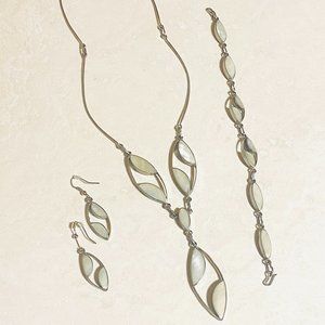 3/$10, Imitation Mother of Pearl Jewelry Set, Necklace, Earrings, Bracelet
